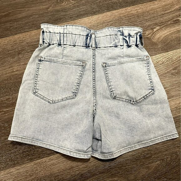 NWOT Express High Waist Paper Bag Denim Shorts Size 00 - Picture 2 of 6